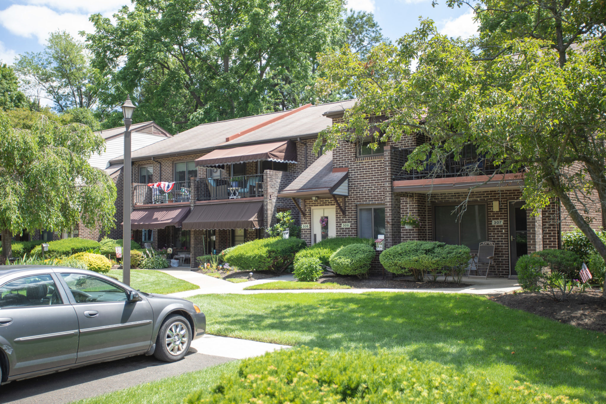 Senior Living Apartments in Bucks & Montgomery Pickering Manor